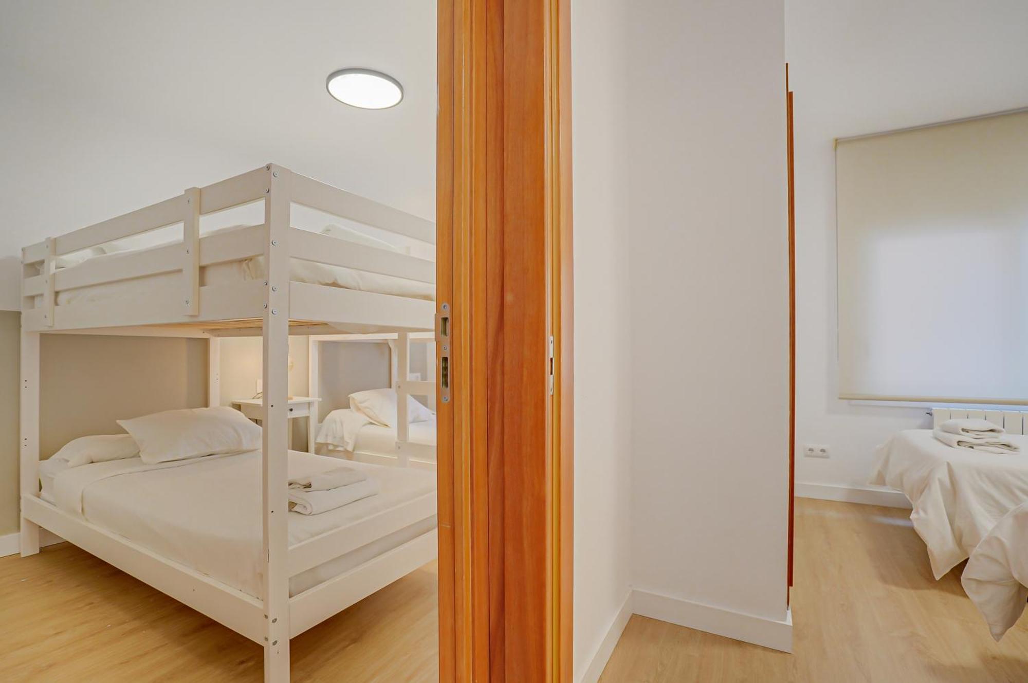 HOSTAL-PENSIÓN Y APARTAMENTO el MOLI Lloret de Mar Exterior foto