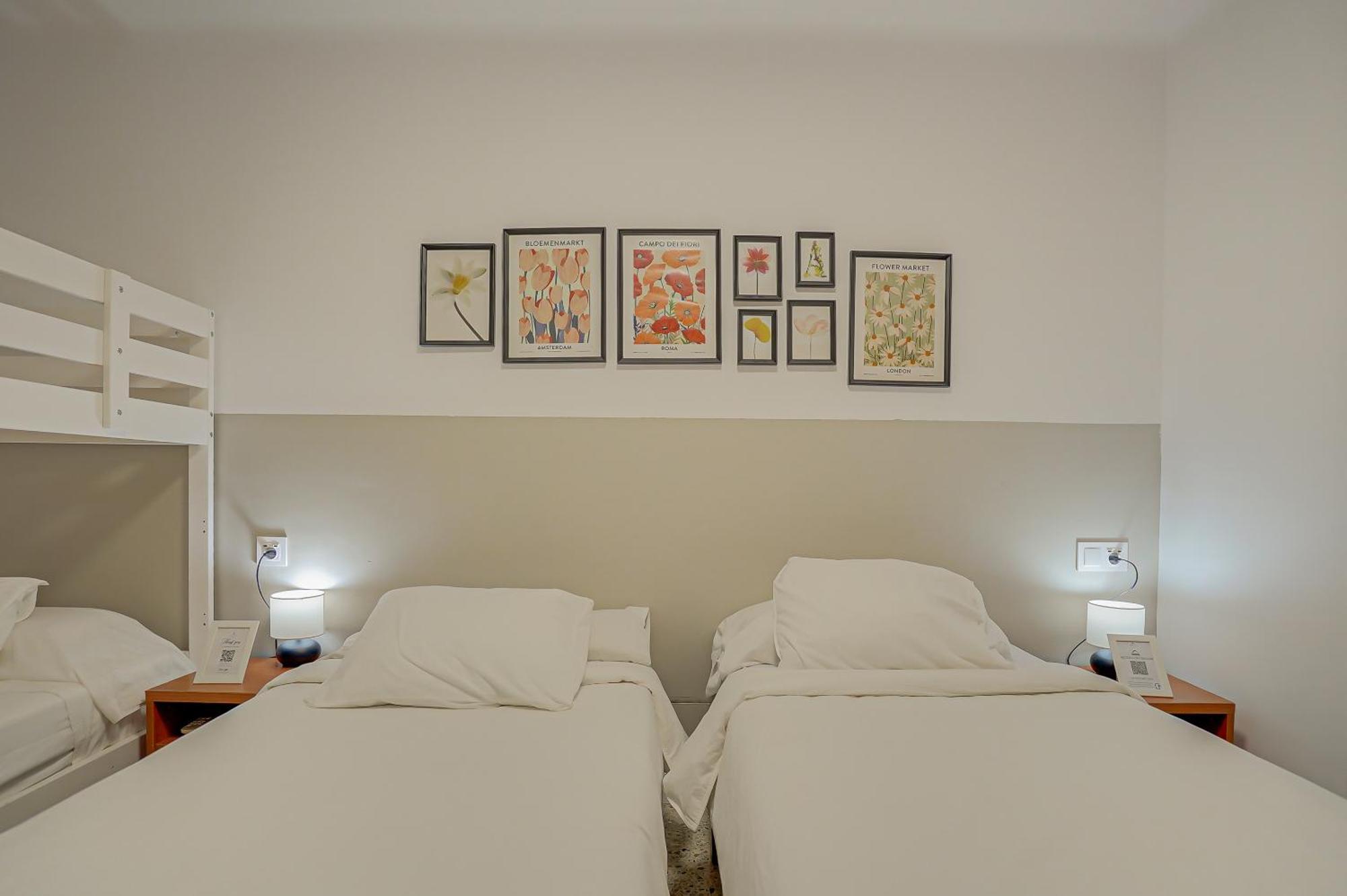 HOSTAL-PENSIÓN Y APARTAMENTO el MOLI Lloret de Mar Exterior foto