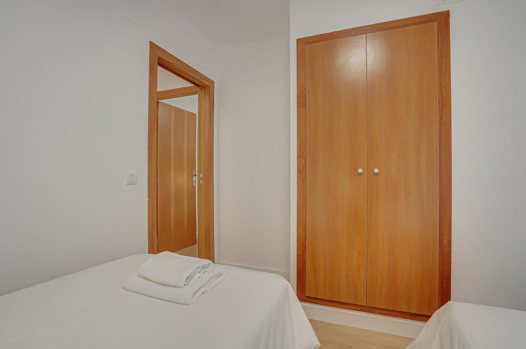 HOSTAL-PENSIÓN Y APARTAMENTO el MOLI Lloret de Mar Exterior foto